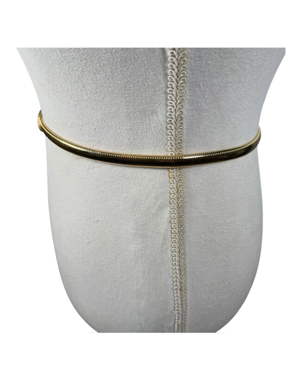 Vintage 70s Stretch Gold Metal Chain Belt Ribbon Twist Buckle Retro Glam Sz S/M